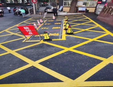 安阳安阳厂区划线，园区停车场划线，车库标识标线